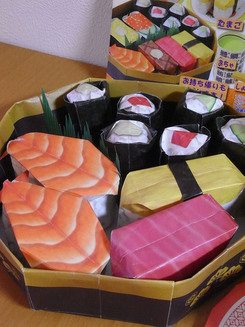 Origami x Sushi (1)