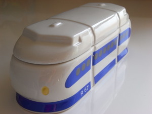 Shinkansen_lunch_box_5